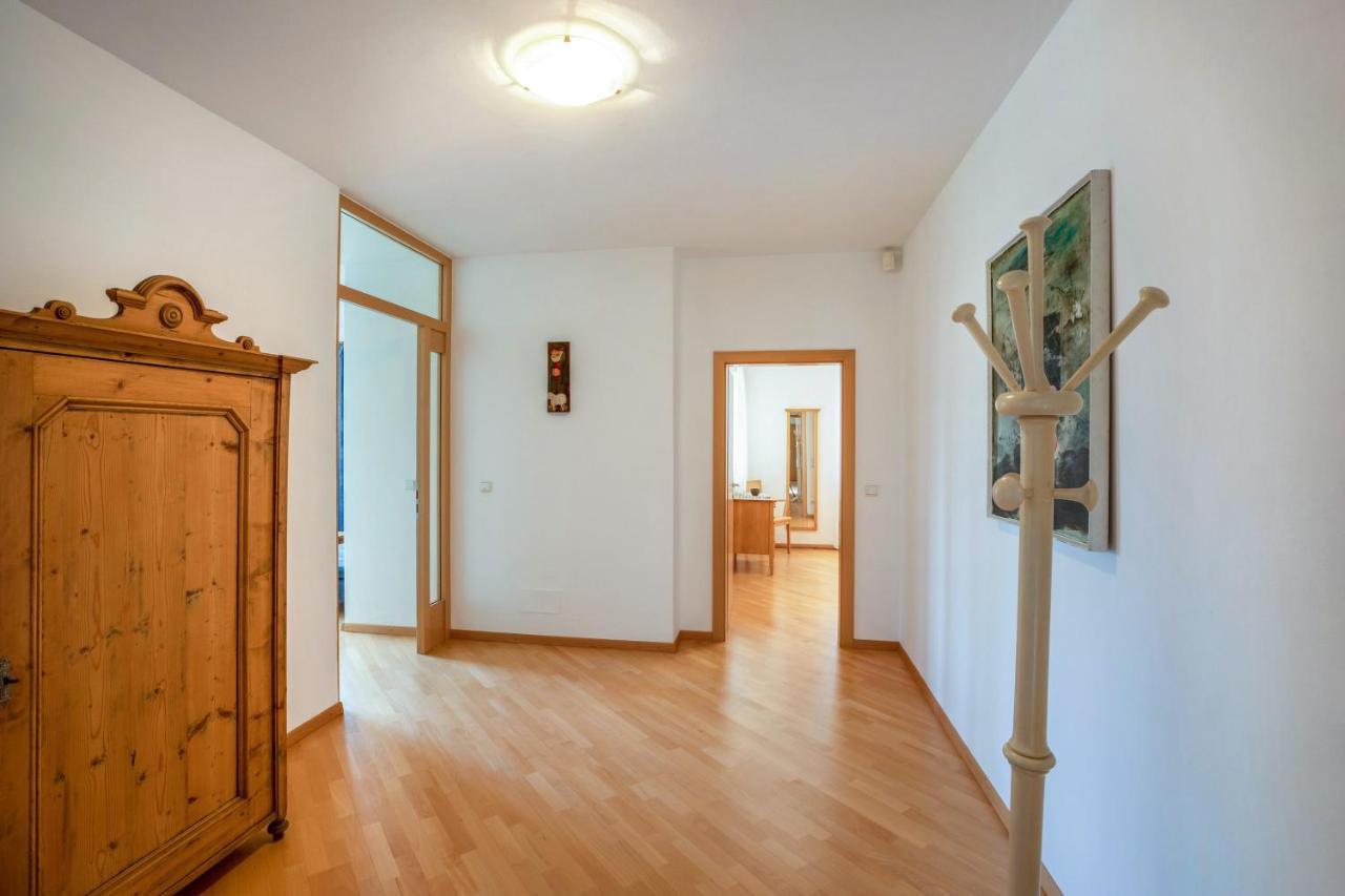 Annenhof Apt Spatz In Der Hand Caldaro Kültér fotó